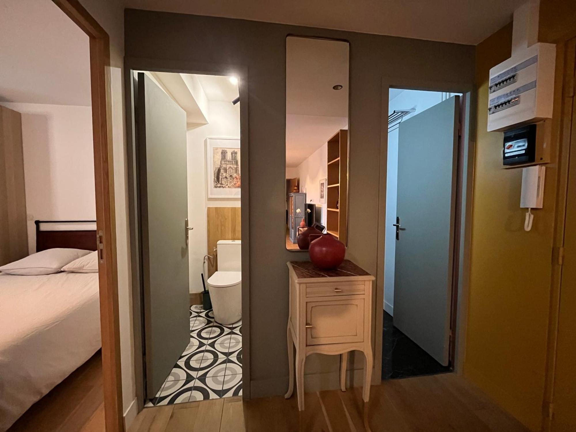 Ferienwohnung Les Rives Remoises Reims Exterior foto